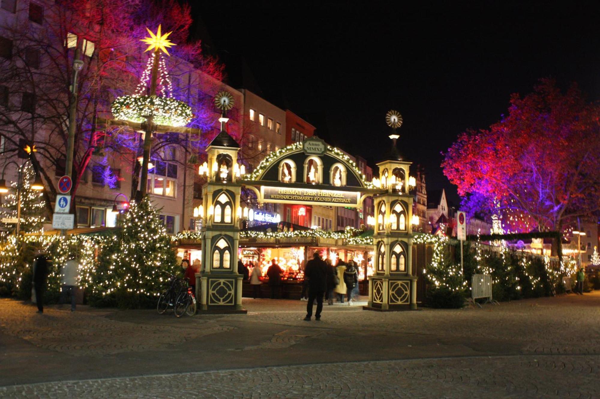 Hotel Roemerhafen Keulen Buitenkant foto